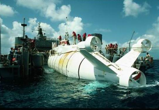 Trieste being launched from USS Point Loma 009.JPG